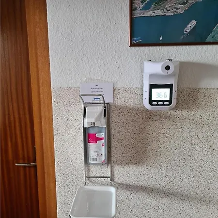 فندق Nienhaeger 2*